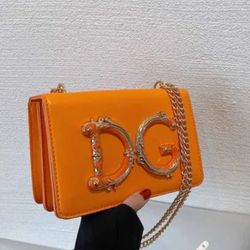 WOMEN'S ELEGANT PURSE