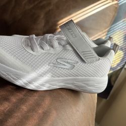 Size 1 Girls Sketchers