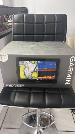 GPSMAP® 1243xsv Multifunction Display with US and Canada Navionics+ Charts