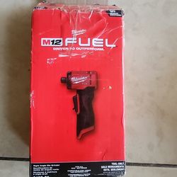 Milwaukee
M12 FUEL 12V Lithium-Ion Brushless Cordless 1/4 in. Right Angle Die Grinder (Tool-Only)