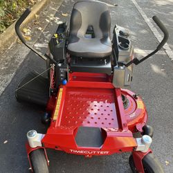 BRAND NEW 🔥 Toro TimeCutter 42” Zero Turn Lawnmower w/Smart Speed Control System #75748
