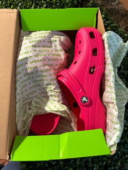 Men’s crocs