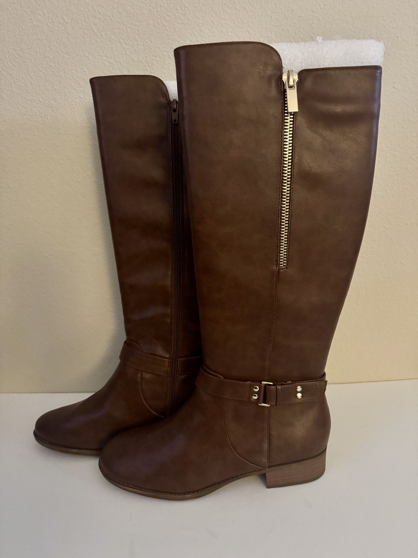 NIB Material Girl Winnnie Brown Knee-High Women's Riding Boots, Size 9.5
