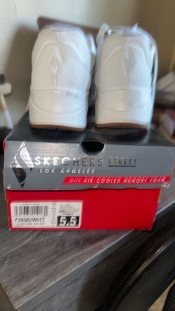 Skechers shoes