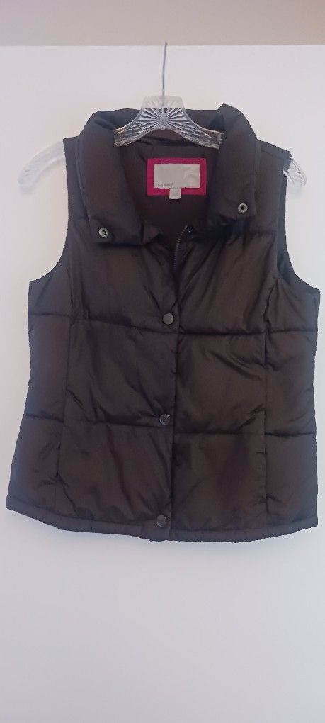 Old Navy Puffer Vest