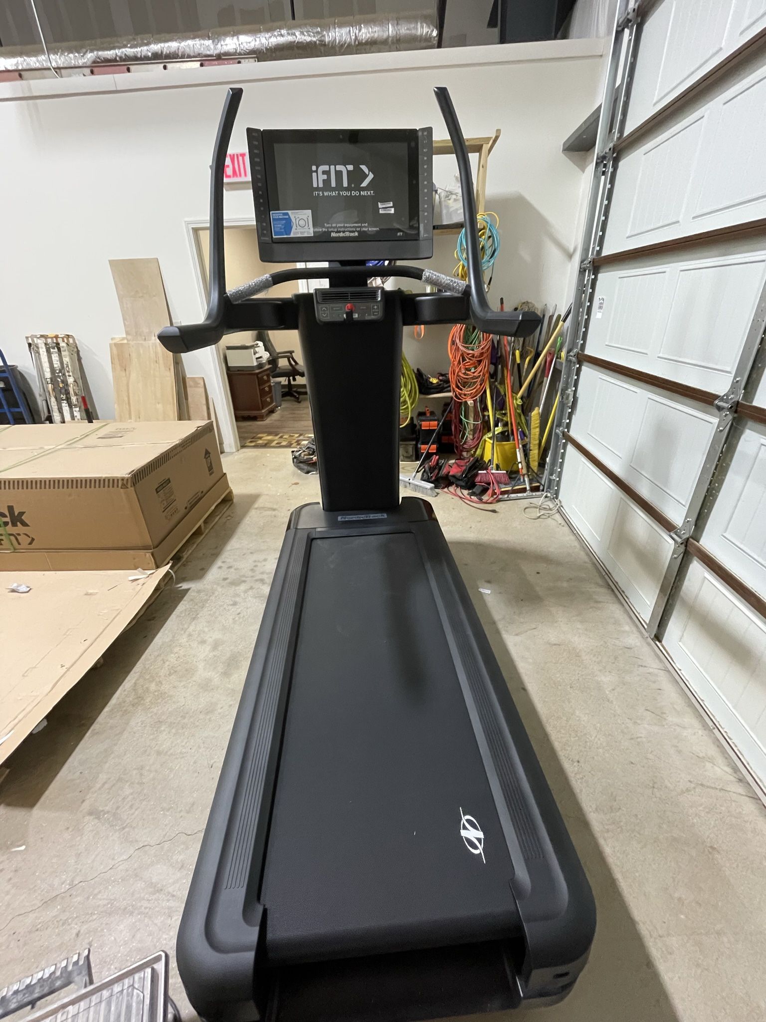 NordicTrack X22i Commercial Treadmill -Last One