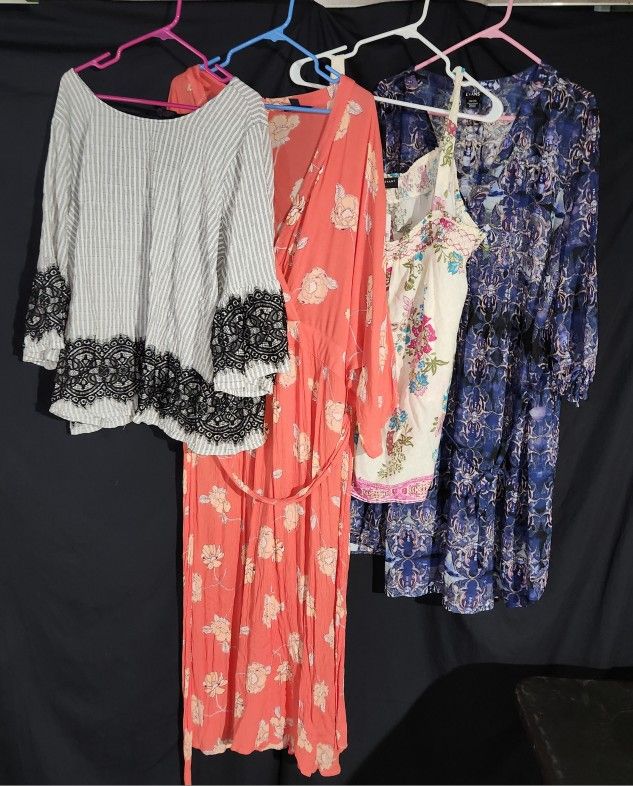 Women's Plus Clothing Bundle Size 26