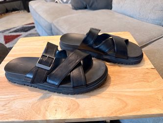 Unisa Sandal -Size 11