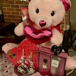 Large Victoria’s Secret Valentine’s Gift Basket 