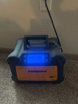 Field piece refrigerant recovering machine