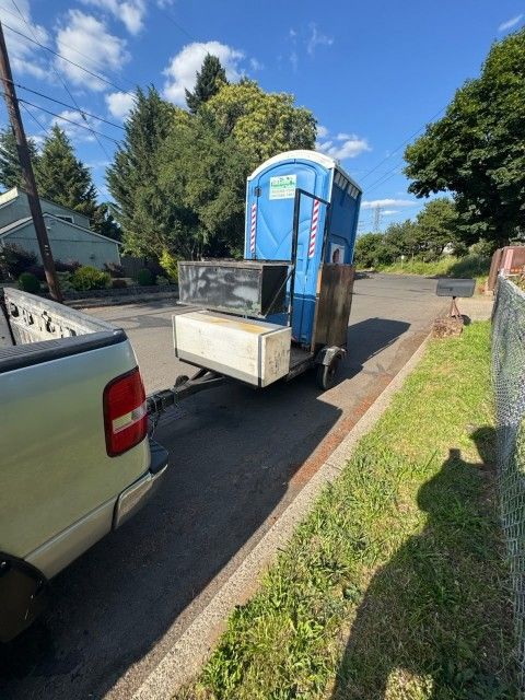 Portable Toilet For Construction