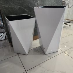 Dexceder 24 Inches Tall Self Watering Planter Diamond High Gloss Indoor Outdoor

