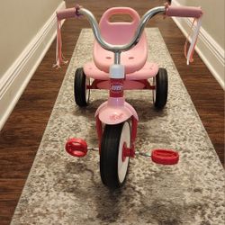 PINK Radio Flyer FOLDING Trike Tricycle EUC Beginner Bike Children ADJUSTABLE Seat STREAMERS Storage BIN Kids Girls Boys
