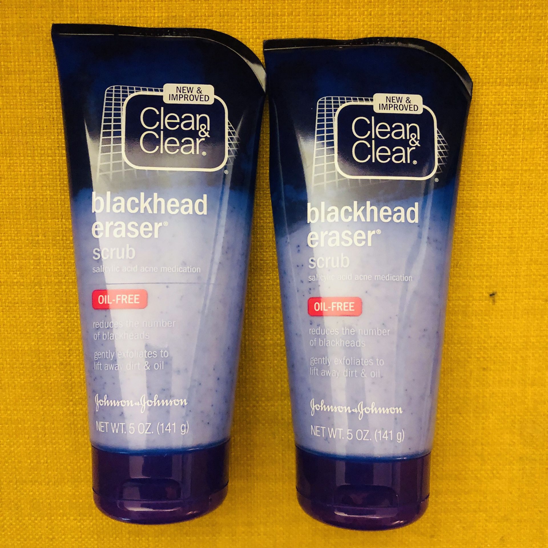 Clean Clear Blackhead Eraser Scrub