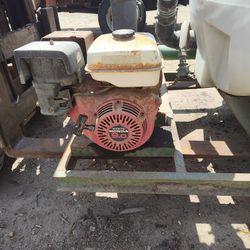 Hydroseeder Honda Engine 