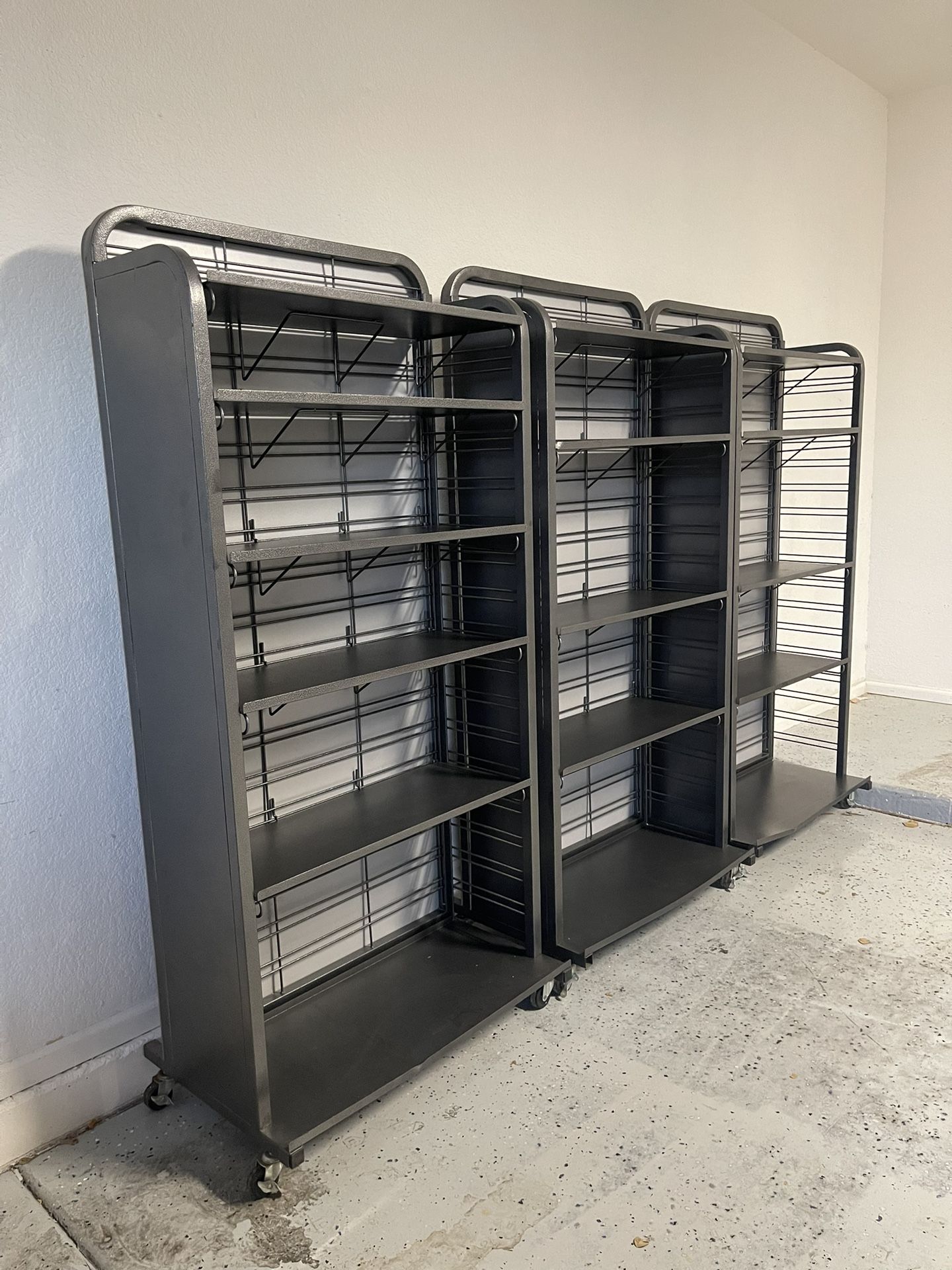 Metal Display Shelves for Sale in San Tan Valley, AZ OfferUp