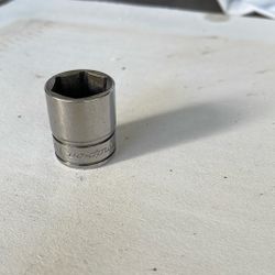 Snap On FS221 Shallow 3/8” Drive 11/16” Socket