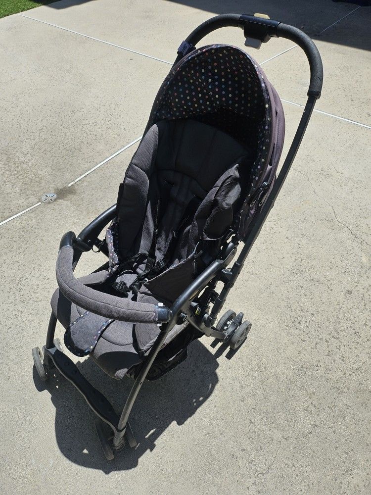 Used baby stroller, Super Light Weight, One Hand Open And Close