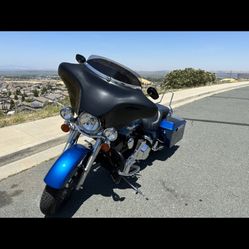 2005 Harley Davidson Road King Custom FLHRSI