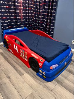 Kids Race Car Bed