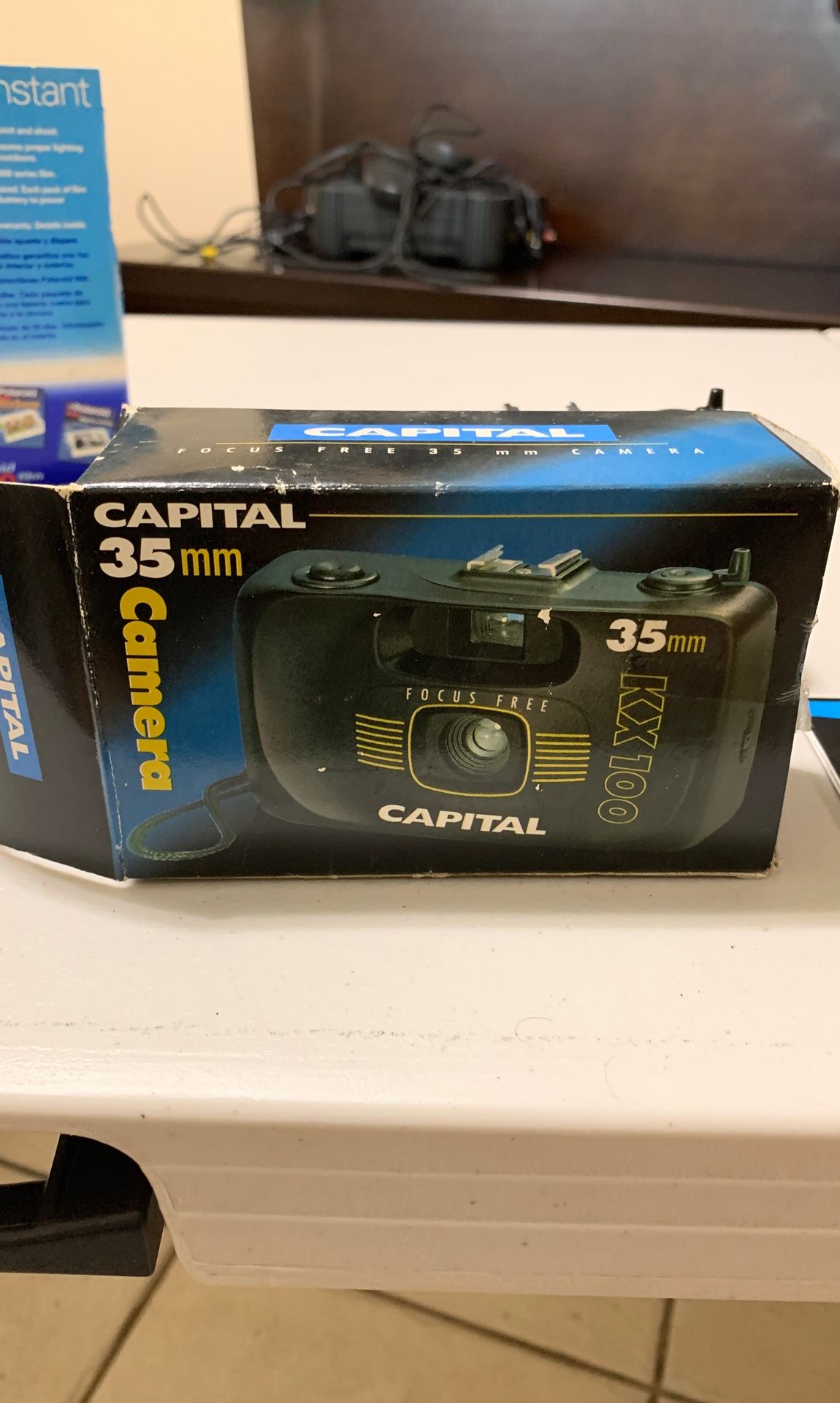 Vintage Capital Focus 35mm Film Camera