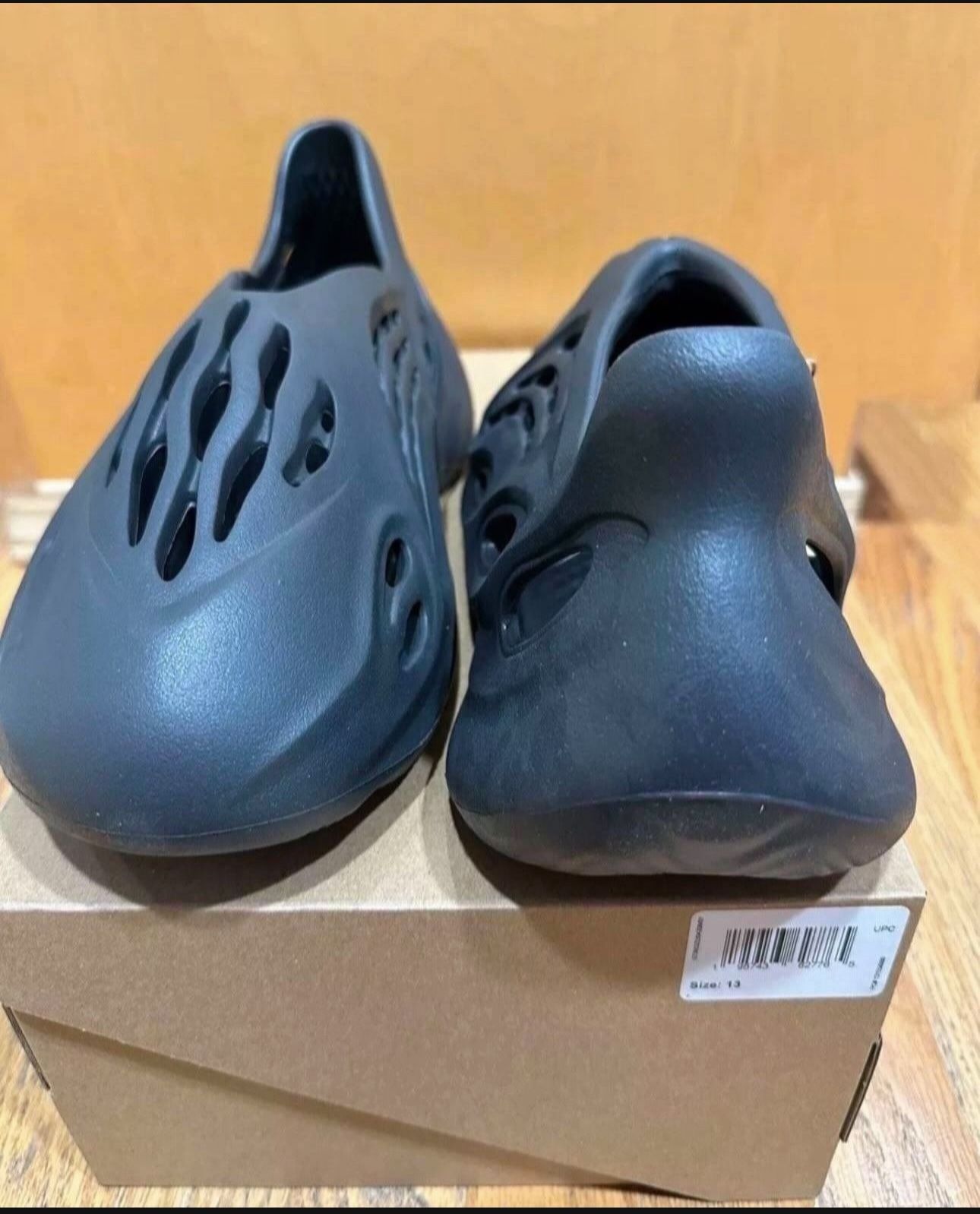 adidas Yeezy Foam Runner RNNR Onyx HP8739 Size 13 Brand New