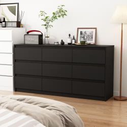 Dresser 30$ Must Be Picked Up In Aurora