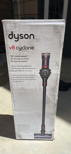 NIB Dyson v8 cyclone