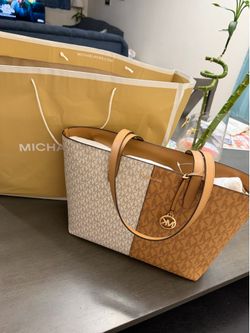 Michael kors bag