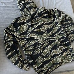 Men’s Jackets/ Hoodies ( Multiple)