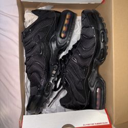 Nike Air Max Plus (Size 10)