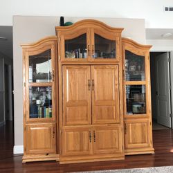 SOLID OAK ENTERTAINMENT CENTER! 