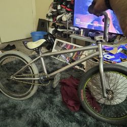 WeThePeople 20Inch BMX BIKE