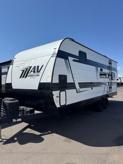 2024 momentum 22MAV