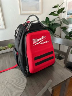 Milwaukee pack out back pack