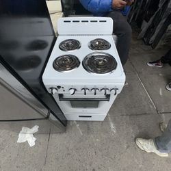Electric Stove Brand Avanti 24 Inch Used We Warranty On Sell !! 