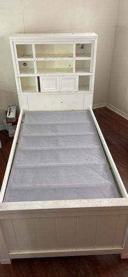 Twin Bed