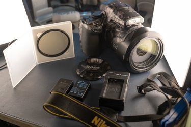 Nikon P1000 with extras