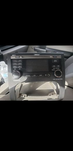Nissan altima factory radio