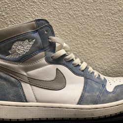  Air Jordan 1 Retro High Hyper Royal