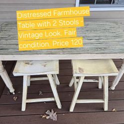 Distressed Farmhouse Table with 2 Stools - Vintage Look