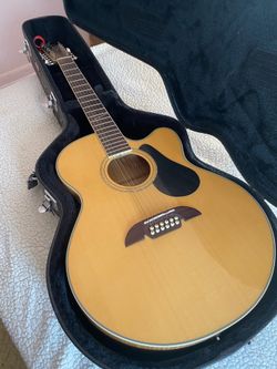I Alvarez 12 string guitar