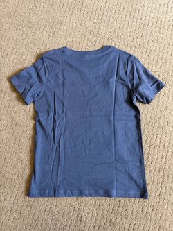 Brand new H & M 6 to 8 years old 3 pack shirt