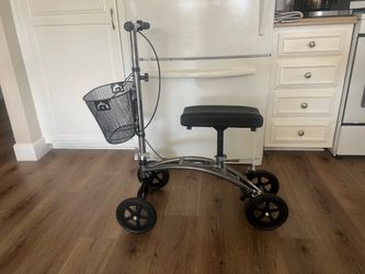 Gazelle knee walker