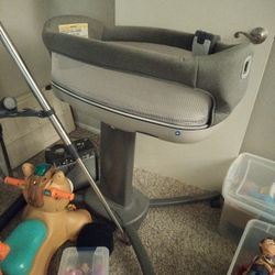 Close to You Bedside Bassinet - Heather Grey

