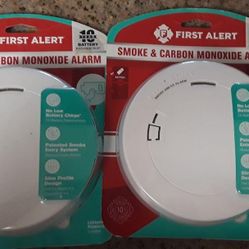 First Alert Smoke &carbon Monoxide 
