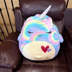 LARGE BOBA / NAVINA RAINBOW NARWHAL SQUISHMALLOWS