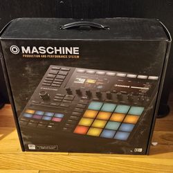 Native Instruments Maschine MK3 Drum Controller