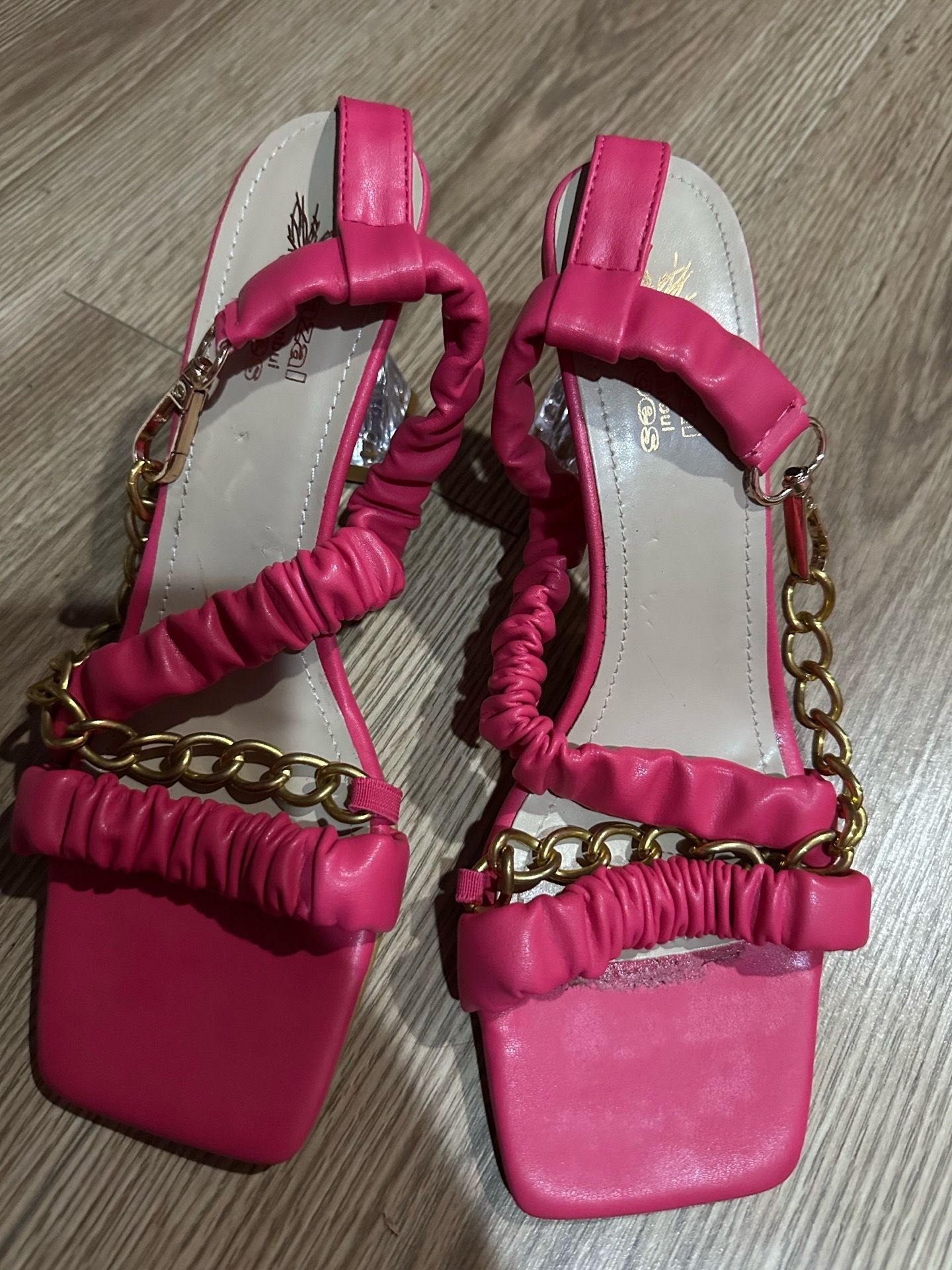 Pink heels size 9