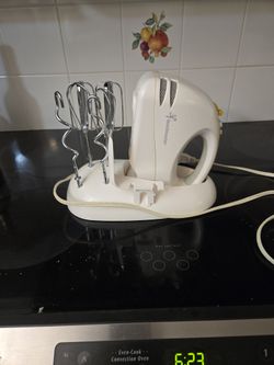 Electric Hand Mixer